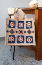 Tas met granny squares (haken en lijmen)